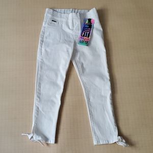 ★NWT! Coco Carmen White Capri Skinny/Jean